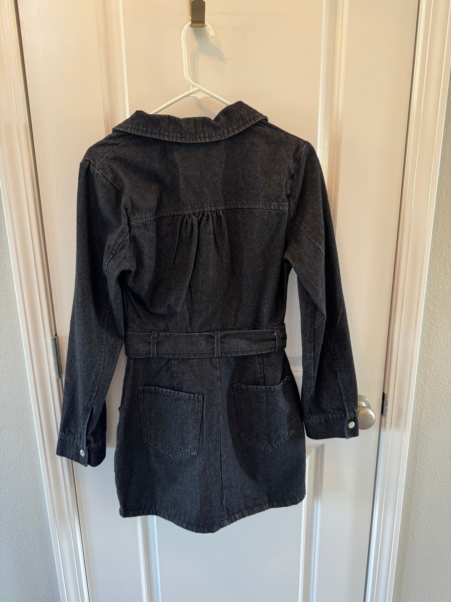 Vici Cannon Belted Denim Mini Dress Women’s Medium