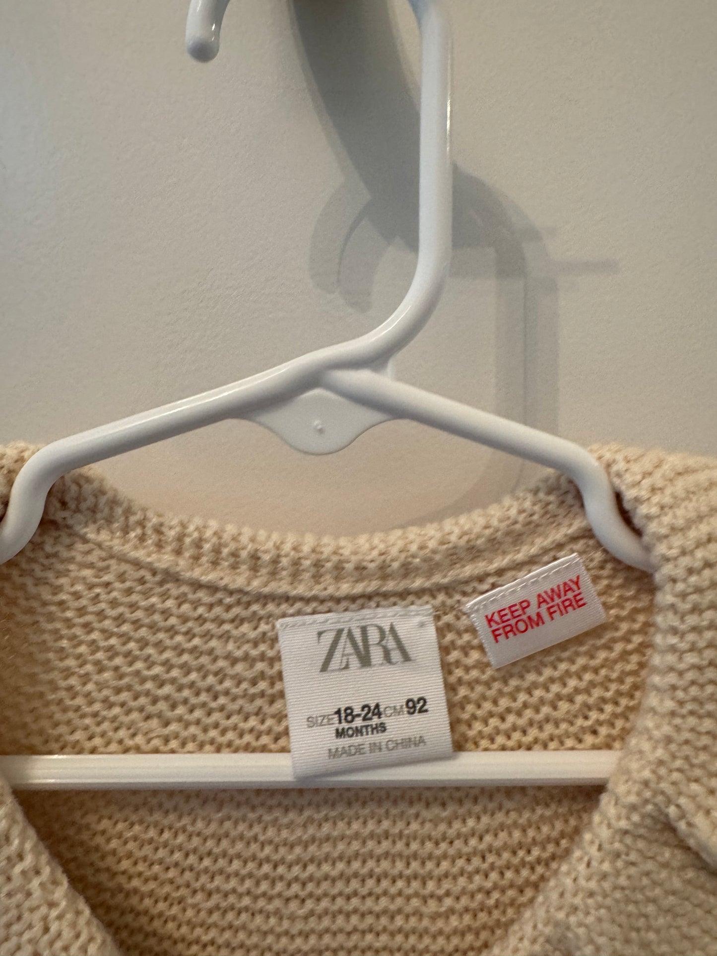 Zara Waffle Knit Sweater Cardigan Size Baby Girl Size 18-24M Cream