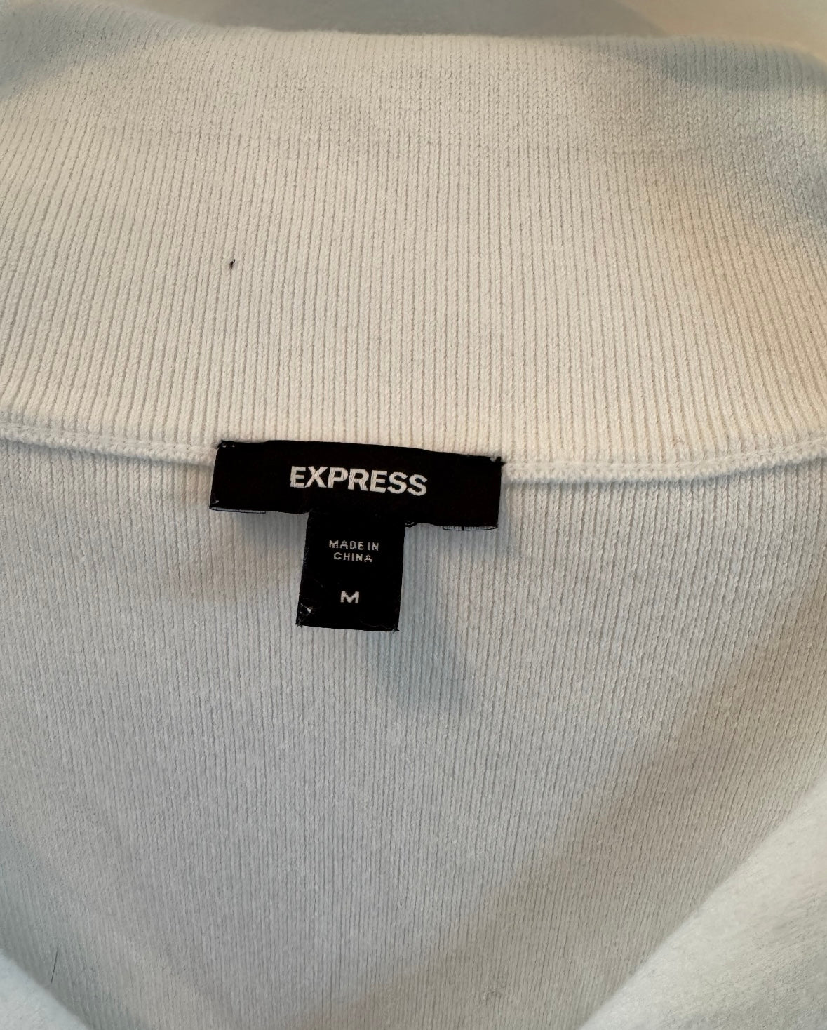 Express Pullover Sweater Women’s Medium White