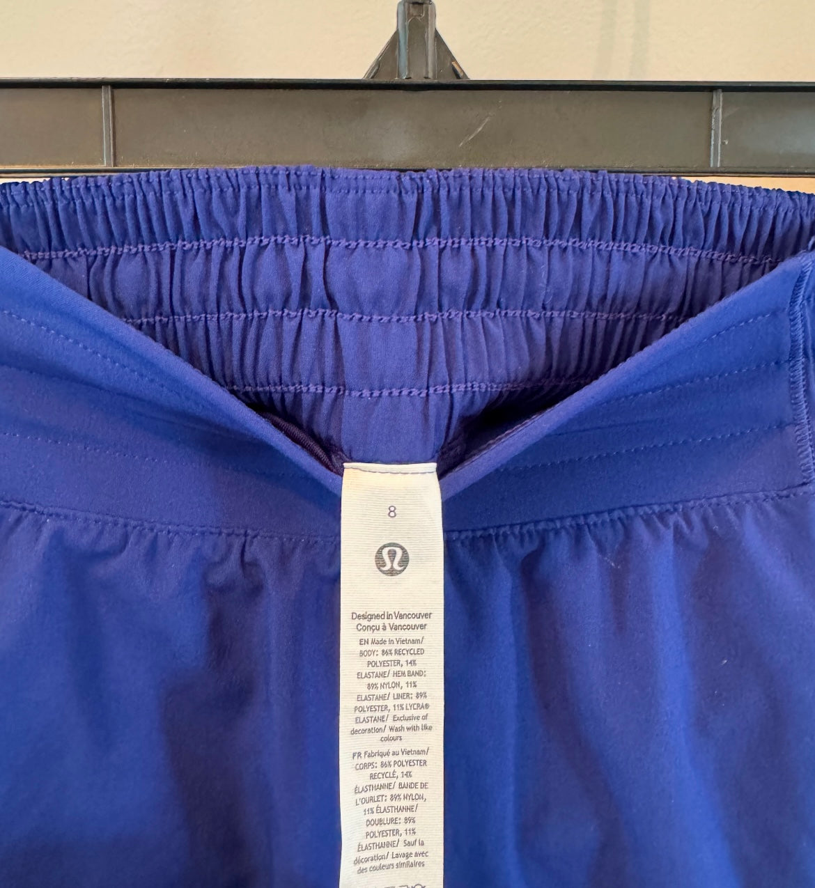 Lululemon Hotty Hot Shorts Women’s 8 Blue