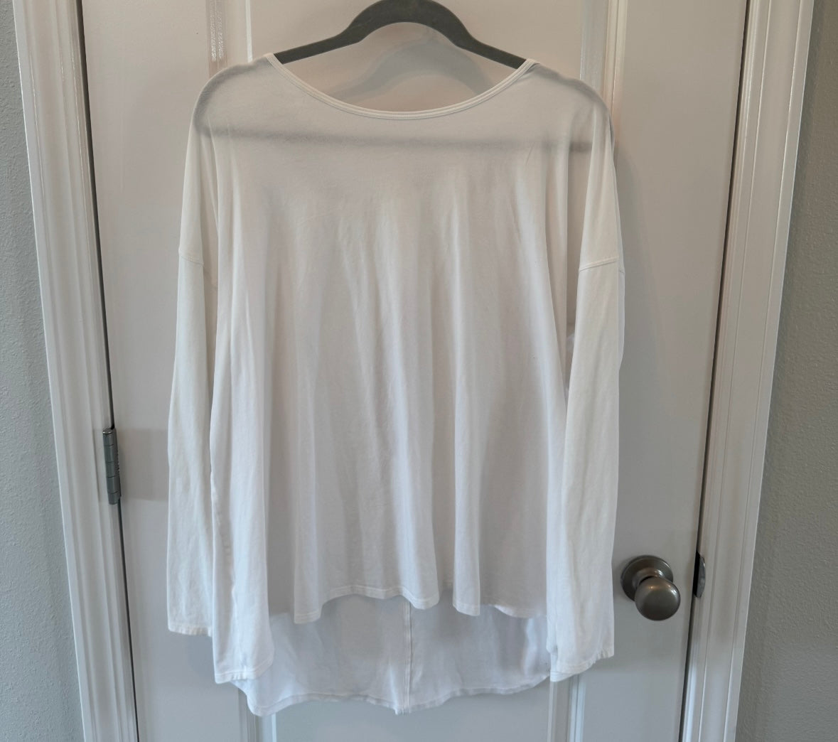 Lululemon Open Back Top Women’s Size 12 White