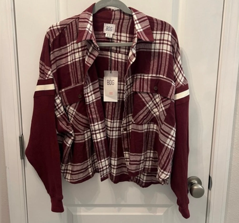 BDG Plaid Long Sleeve Button Front Shirt Women’s Size Medium 8-10 Burgundy