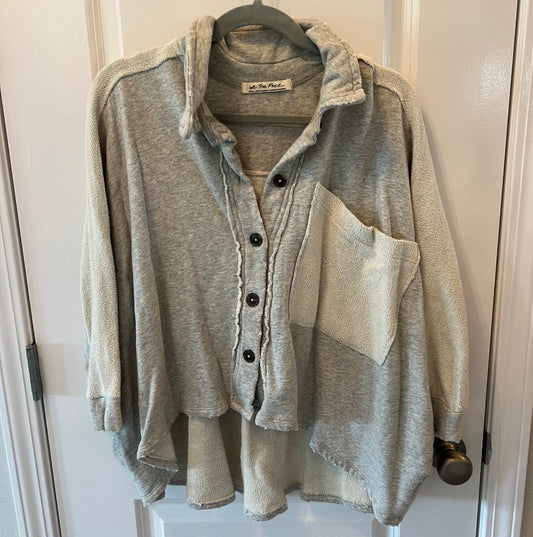 We The Free Oversized Button Front Shacket Women’s Size Small Gray