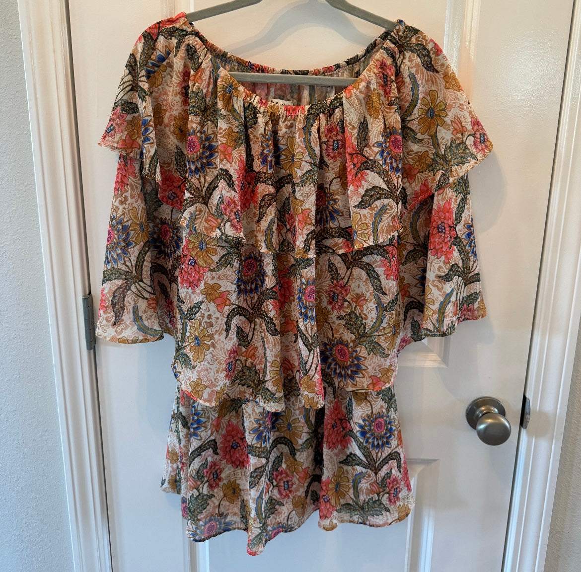 Show Me Your Mumu Floral Tiered Mini Romper Women’s Size Large Orange