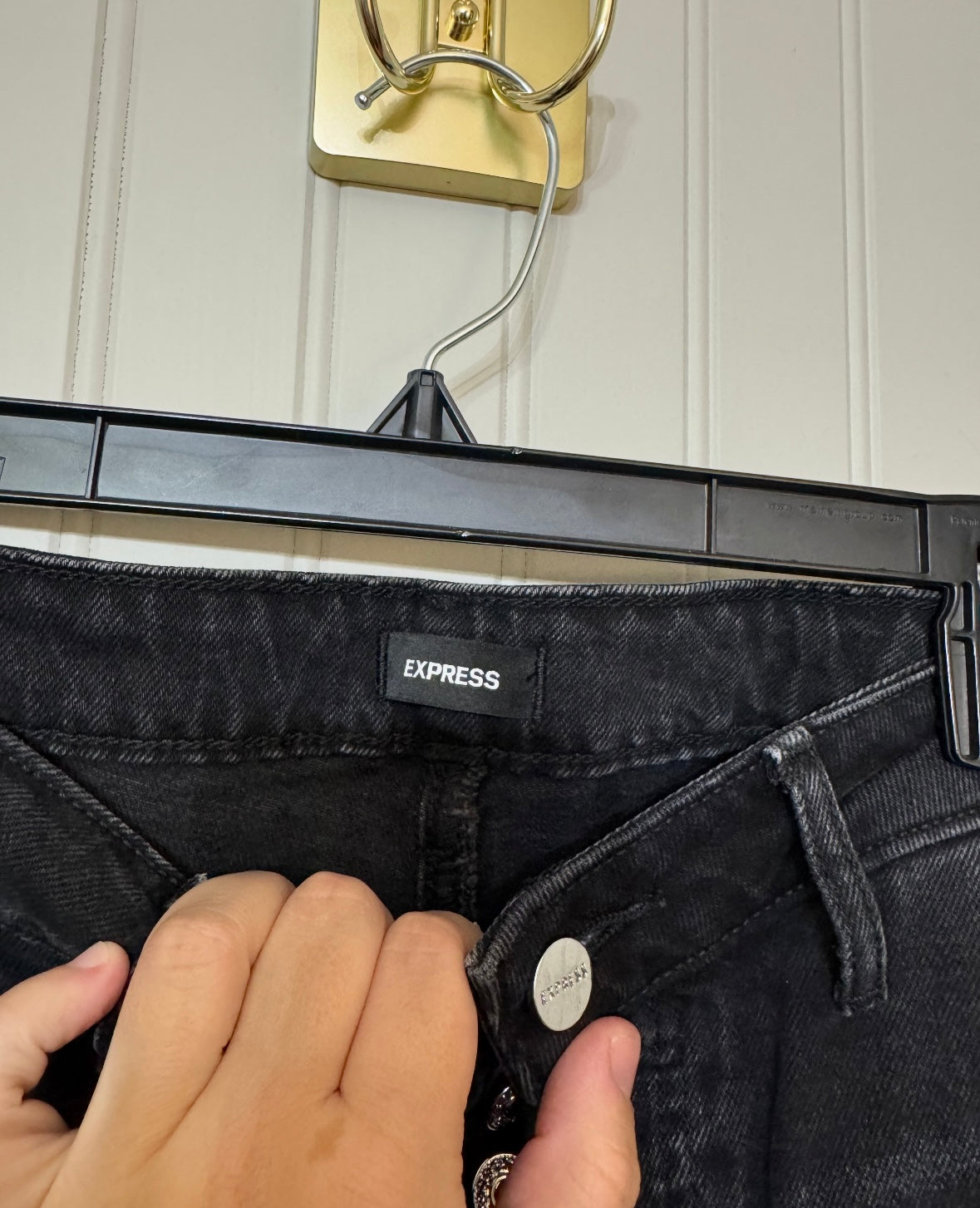 Express Relaxed Straight Cargo Jeans Women’s Size 0 Reg Black