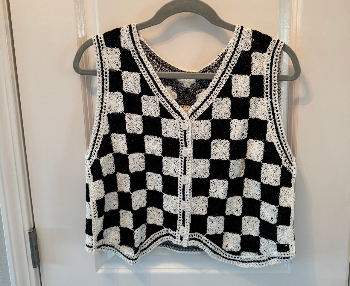 Checkerboard Print Crochet Vest Women’s Medium