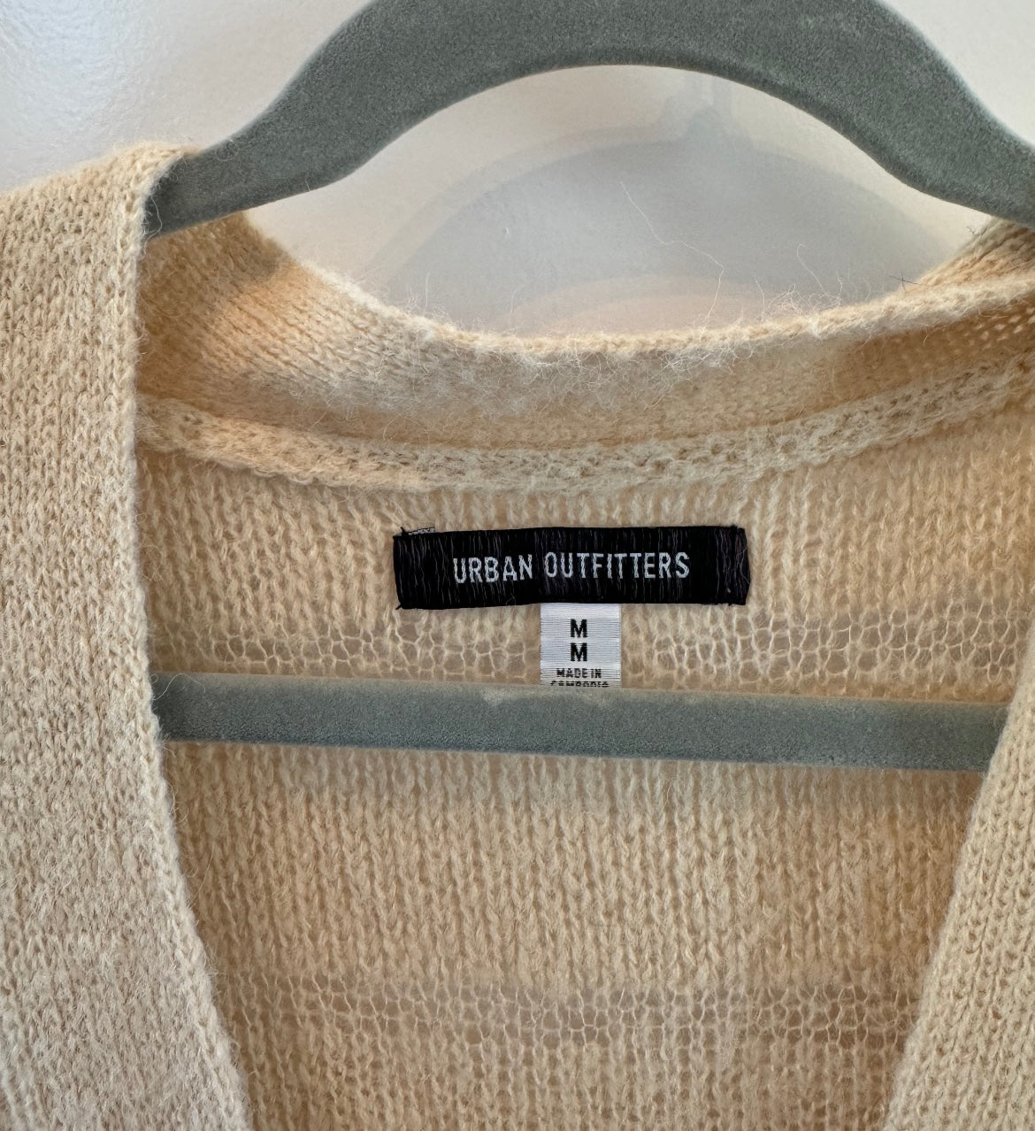 Urban Outfitters Oversized Knit Cardigan Sweater Women’s Size Medium Cream