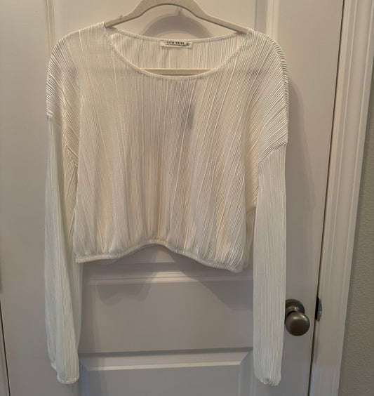 12th Tribe Pleated Top Women’s Large White NWT
