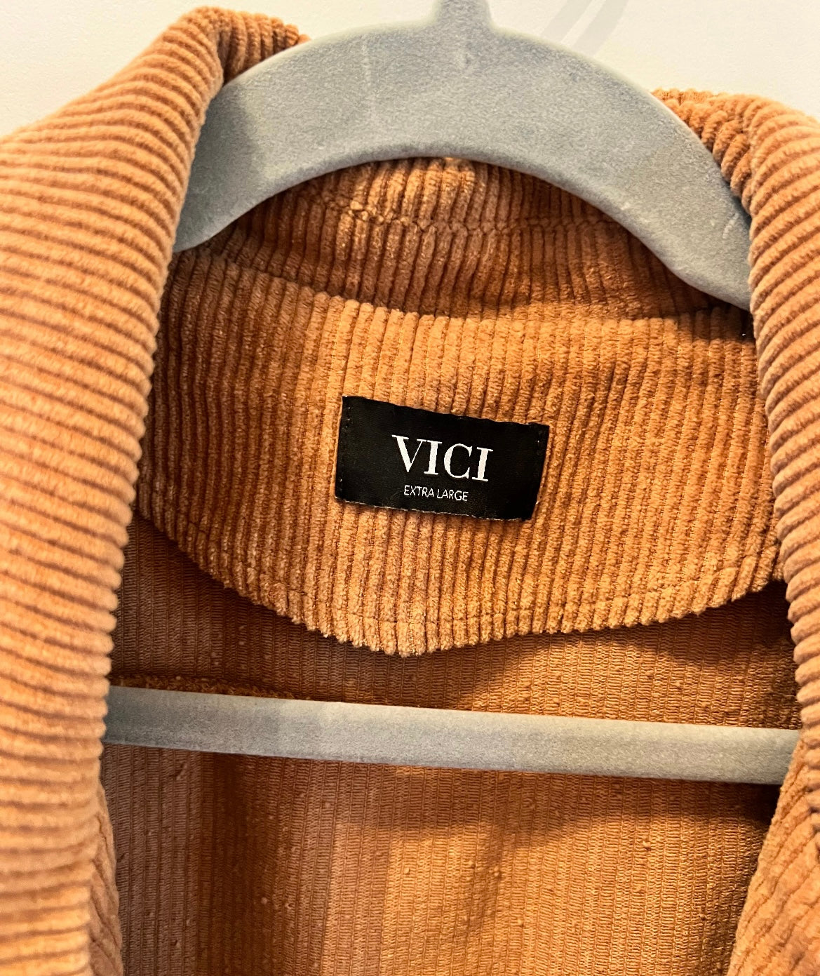 Vici Amaya Pocketed Corduroy
Moto Jacket Women’s Size XL Camel