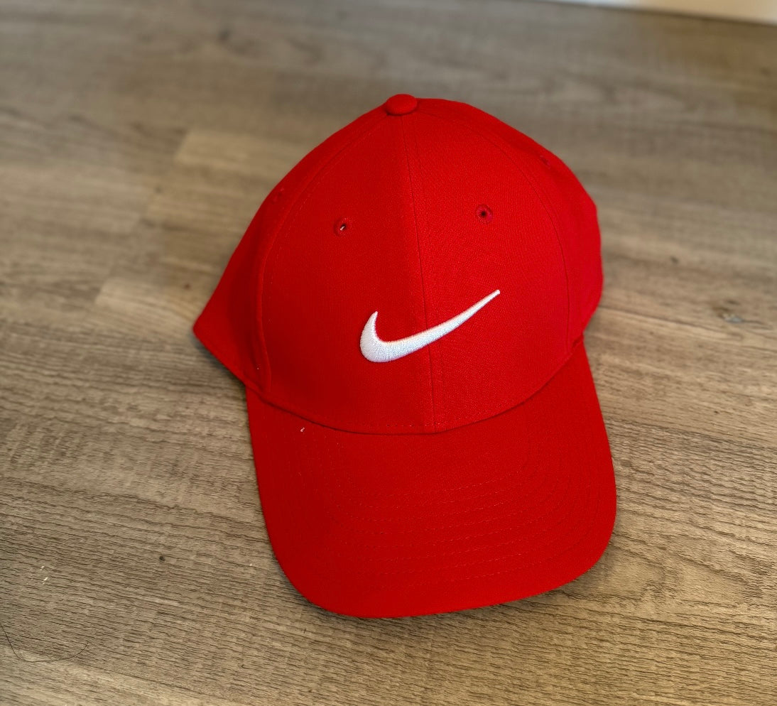 Nike Embroidered Logo Women’s Hat Red