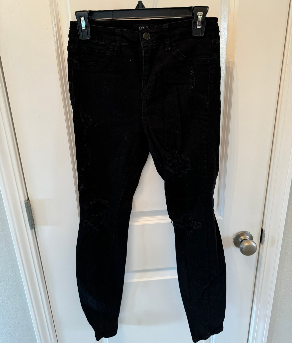 Cello High Rise Skinny Jeans Jr’s Size 5 (Women’s Size 6) Black