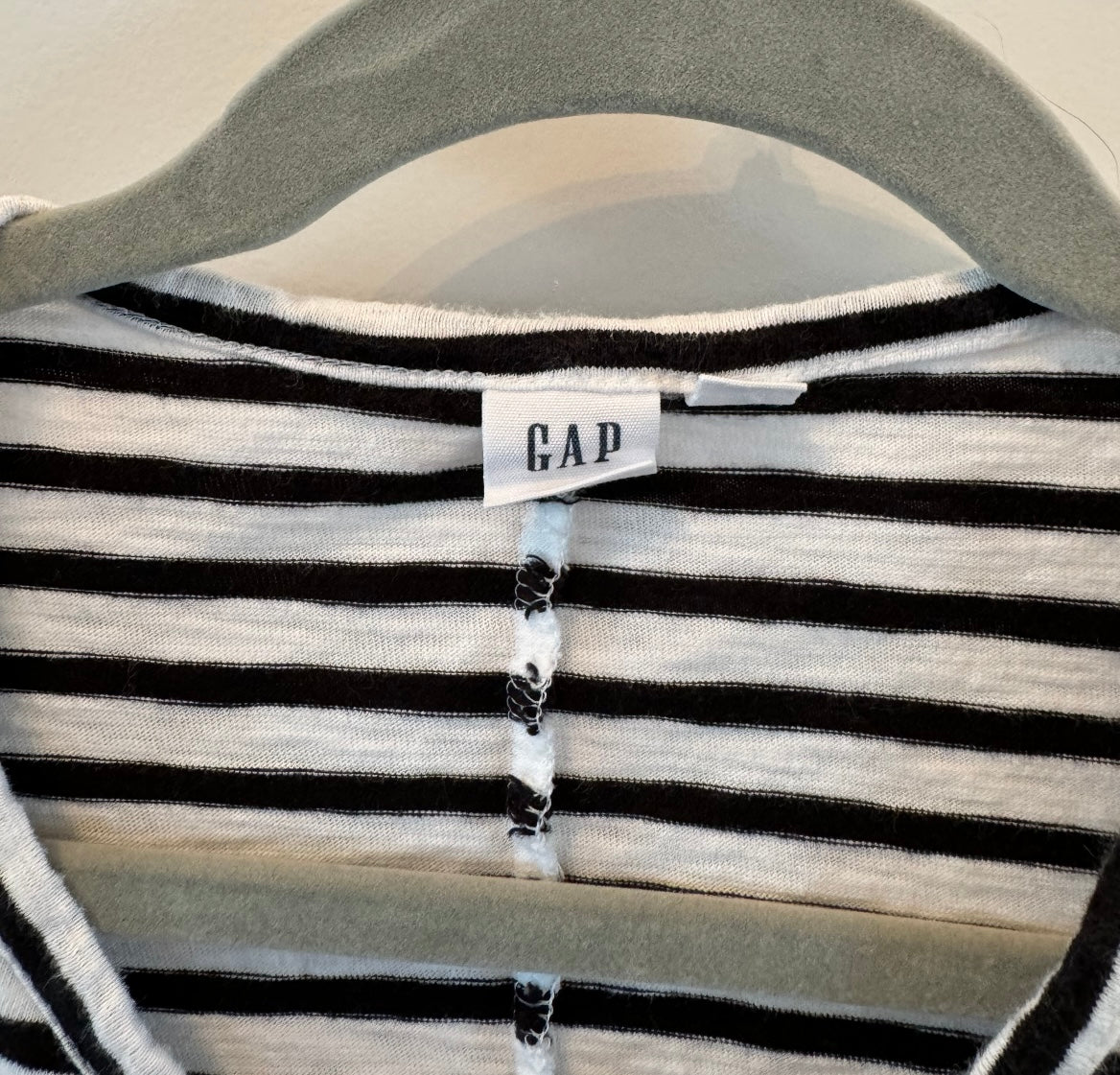 Gap Stripe VNeck TShirt Dress Women’s Size Medium White Black