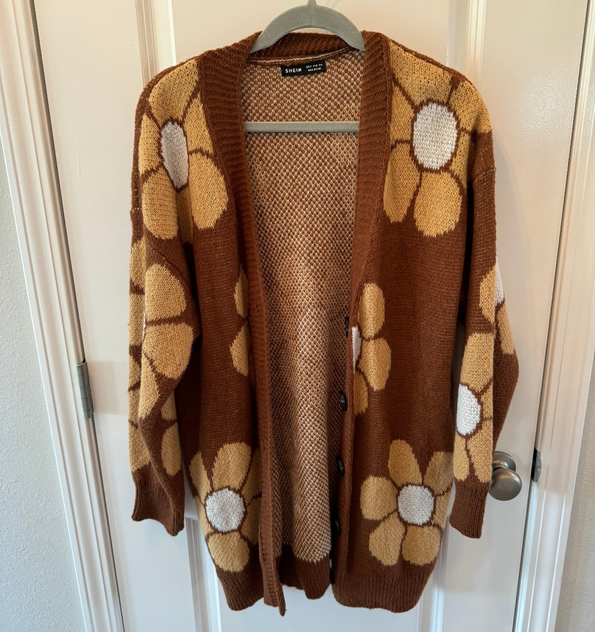 Bold Flower Print Cardigan Sweater Women’s Size Medium Brown