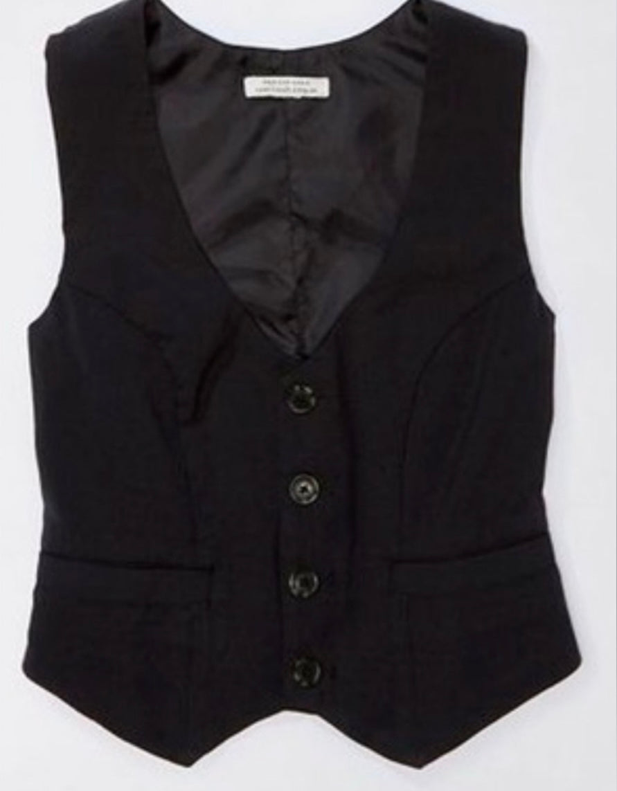 American Eagle x Maddie & Kenzie Ziegler Vest Women’s Medium Black