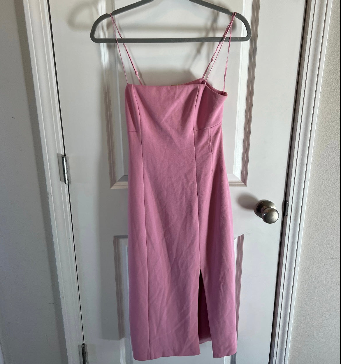 Finders Keepers Magdalena Midi Dress w Slit Women’s Size 4 Small Lilac Pink