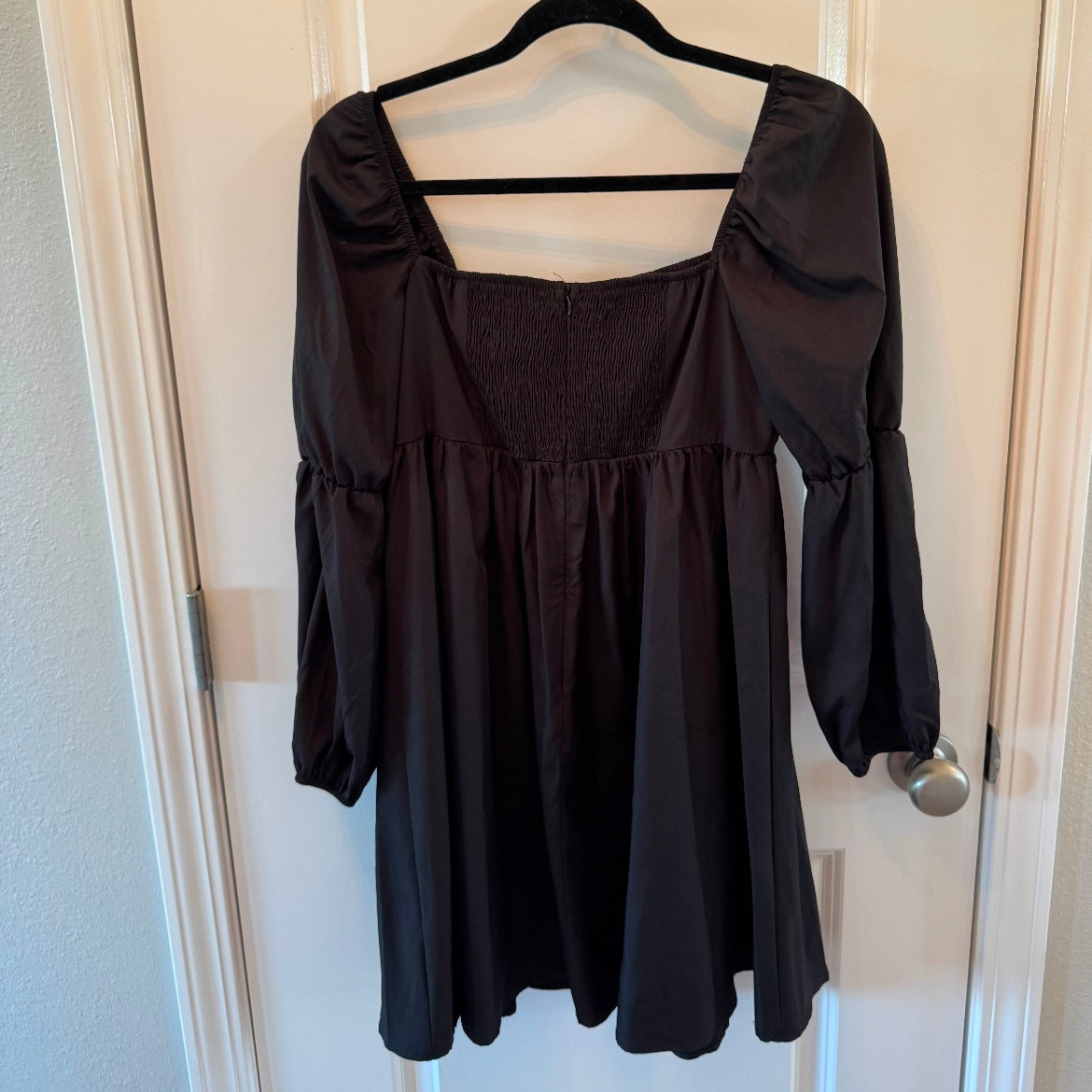 Babydoll Dress w Puff Sleeves Women’s XL Black