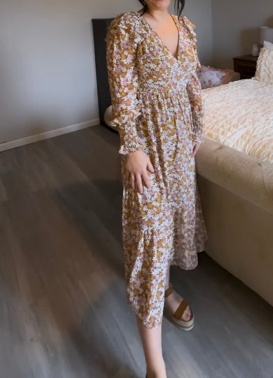 In Bloom Floral Midi Dress Women’s Medium Tan