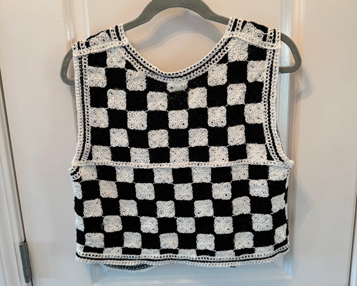 Checkerboard Print Crochet Vest Women’s Medium