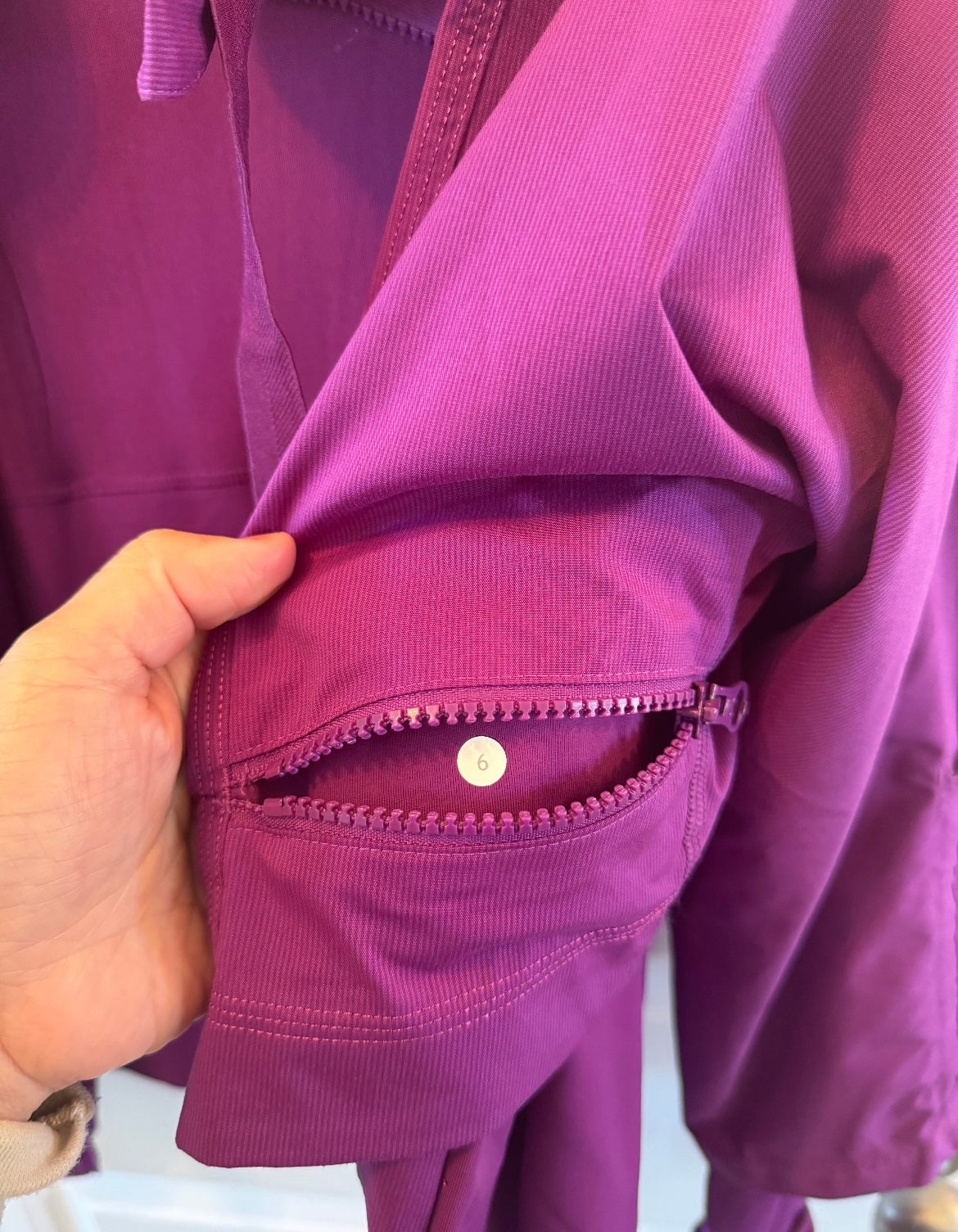 Lululemon Rare Seek the Peak Jacket Women’s Size 6 Purple