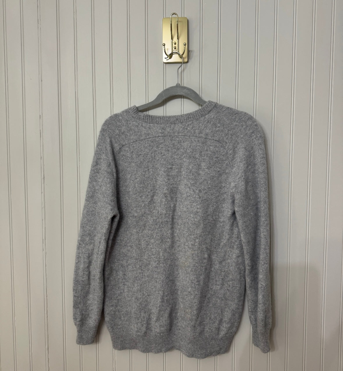 Vince VNeck Sweater Women’s Medium Heather Gray