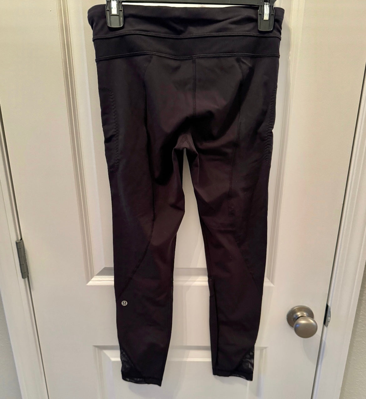 Lululemon Full Length Leggings w Zippered Pockets Women’s 6 Black