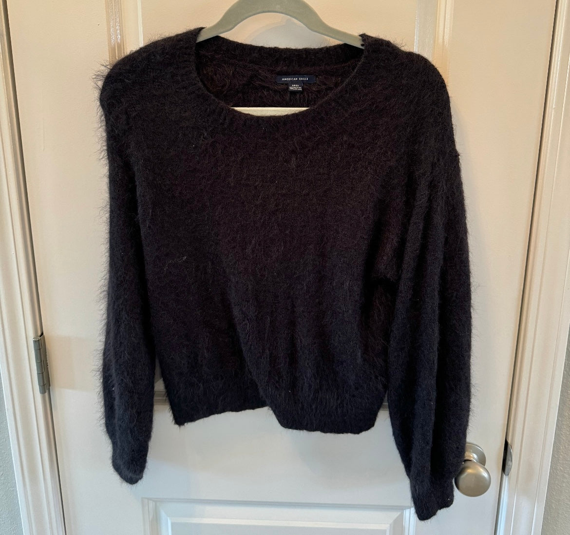 American Eagle Fuzzy Sweater Women’s Size Small Black