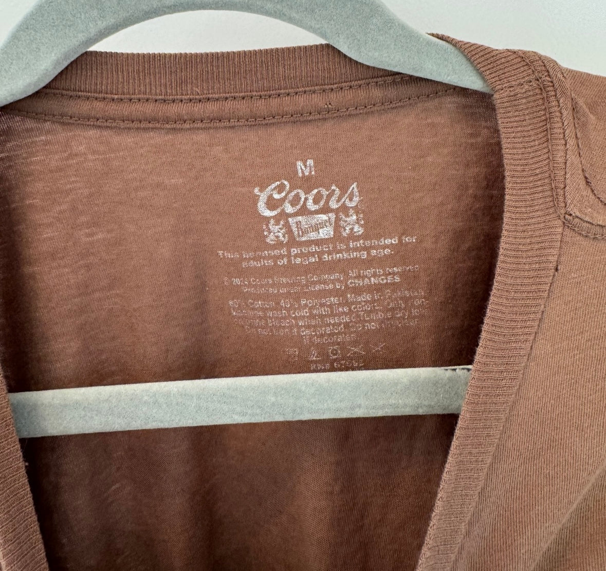 Coors Graphic Tee Men’s Size Medium Brown