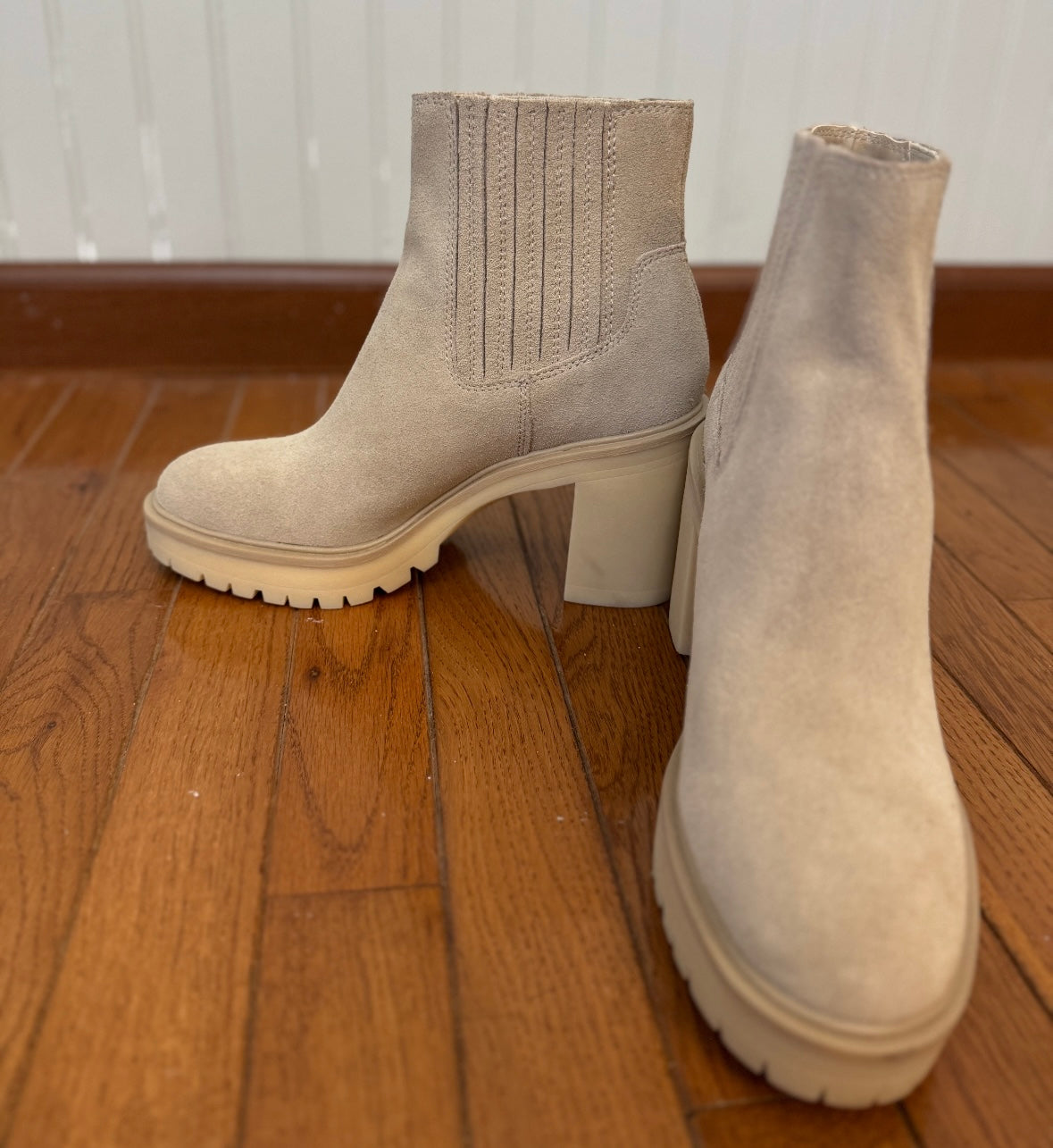 Dolce Vita Caster H2O Platform Bootie Women’s Size 9