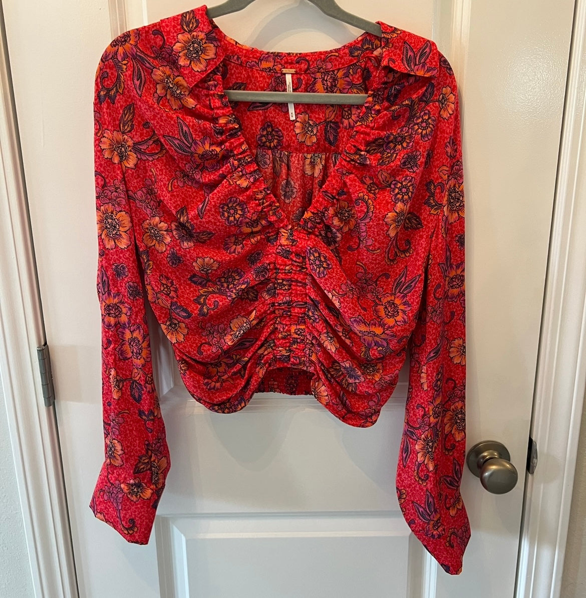 Free People I Got You Floral Cinch Front Top Women’s Size Medium Red