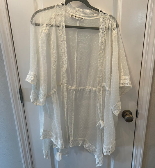 Abercrombie & Fitch Sheer Lace Kimono Women’s One Size White