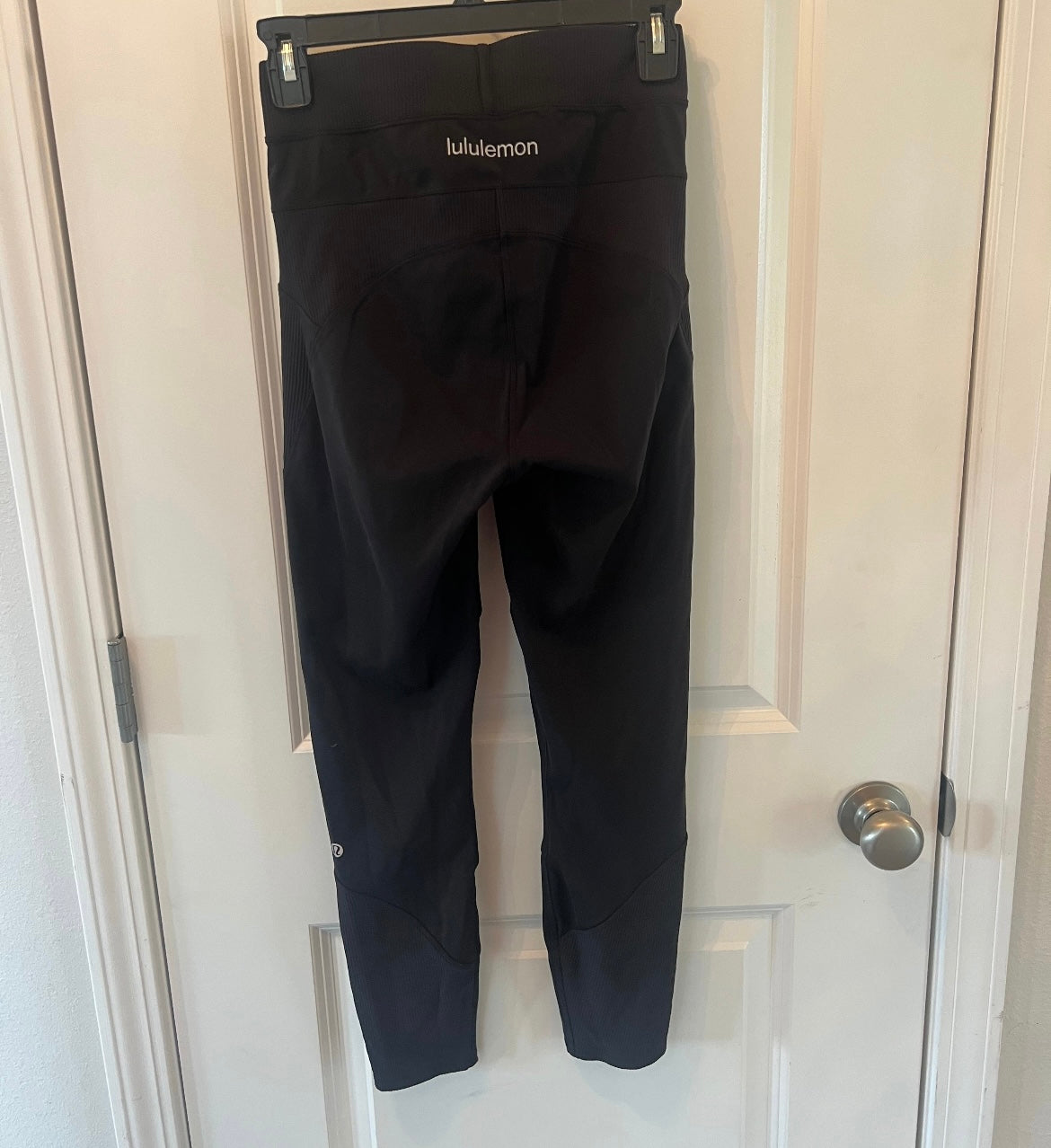 Lululemon Leggings Women’s Size 6 Black