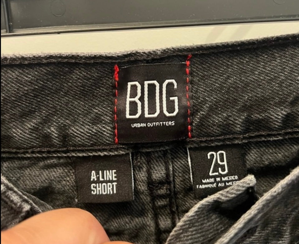 BDG A-Line Shorts Women’s Size 29 Black