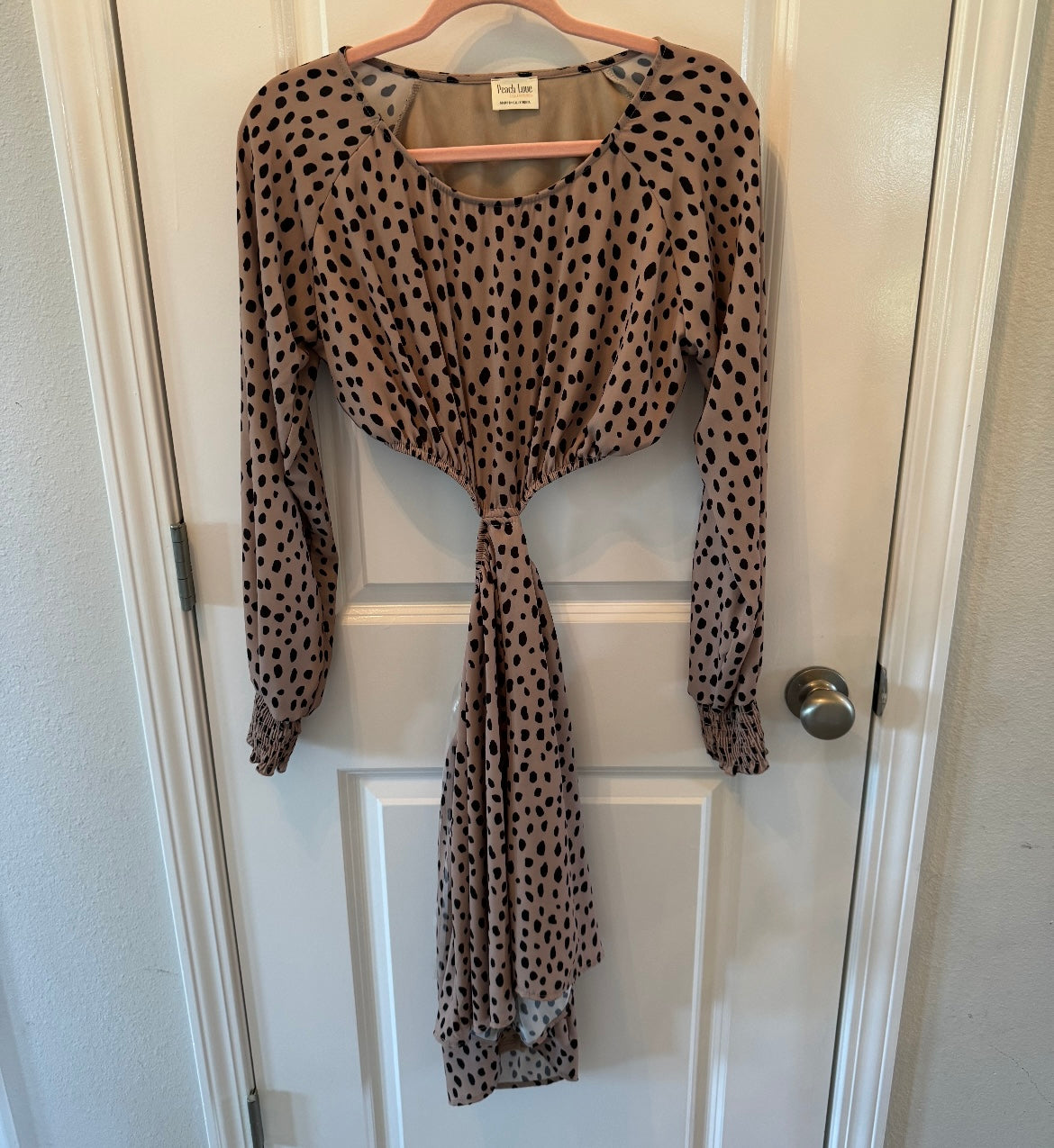 Leopard Print Long Sleeve Mini Dress w Side Cutouts Women’s Size Medium