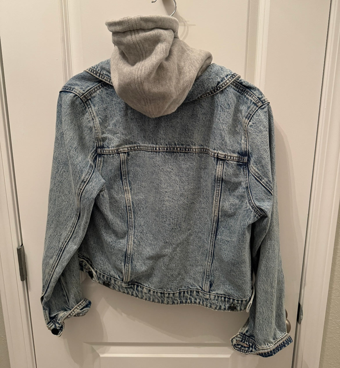 BlankNYC Hooded Jean Jacket Women’s Medium