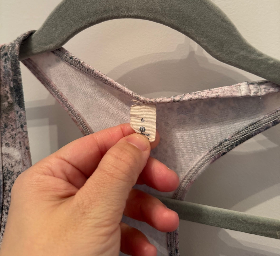 Lululemon Printed Active Tank Women’s Size 6