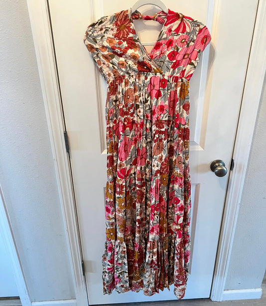 Aakaa Floral Dress Women’s Size Medium 8-10 Pink