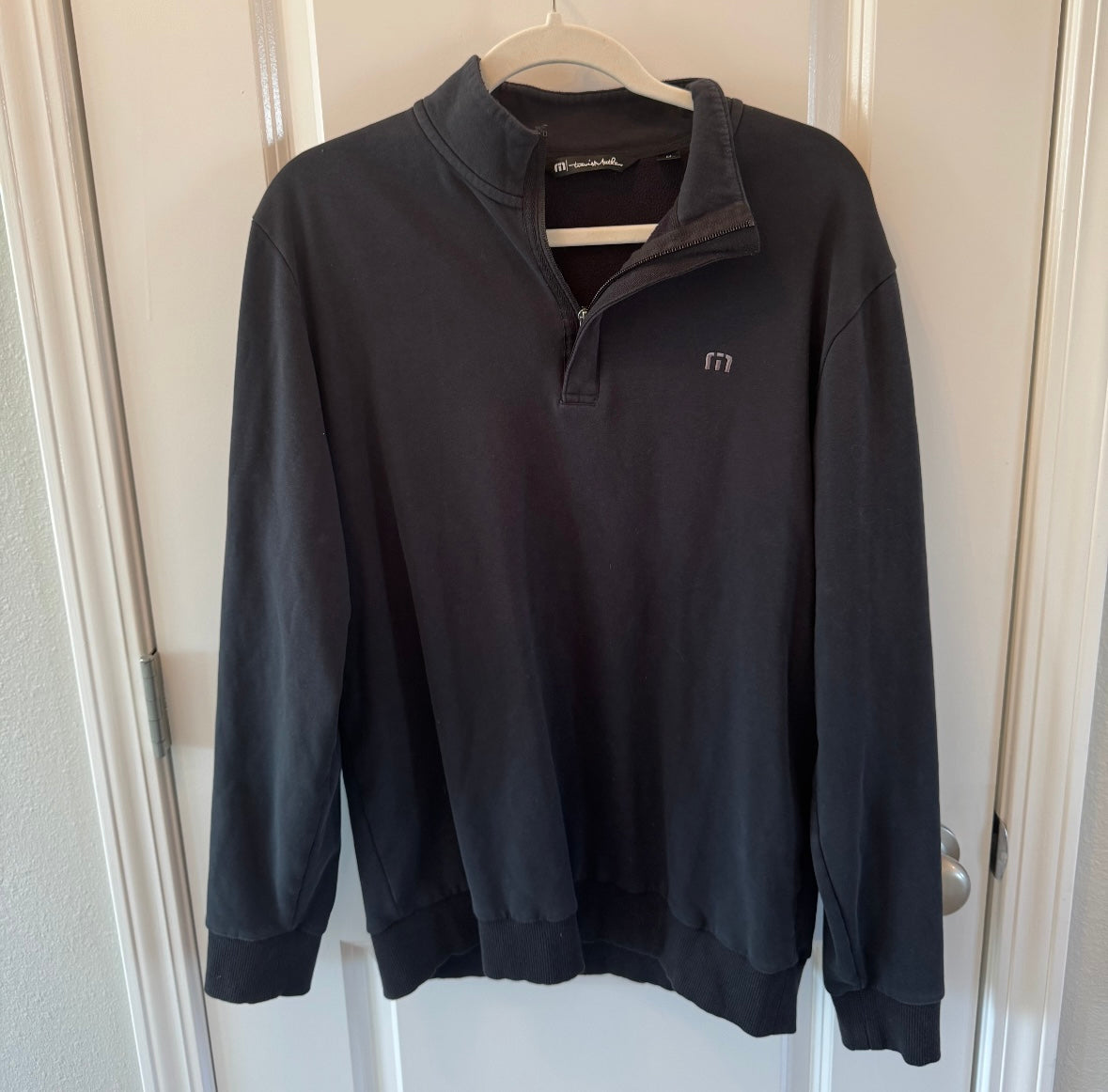 Travis Mathew Cloud Quarter Zip Men’s Medium Black