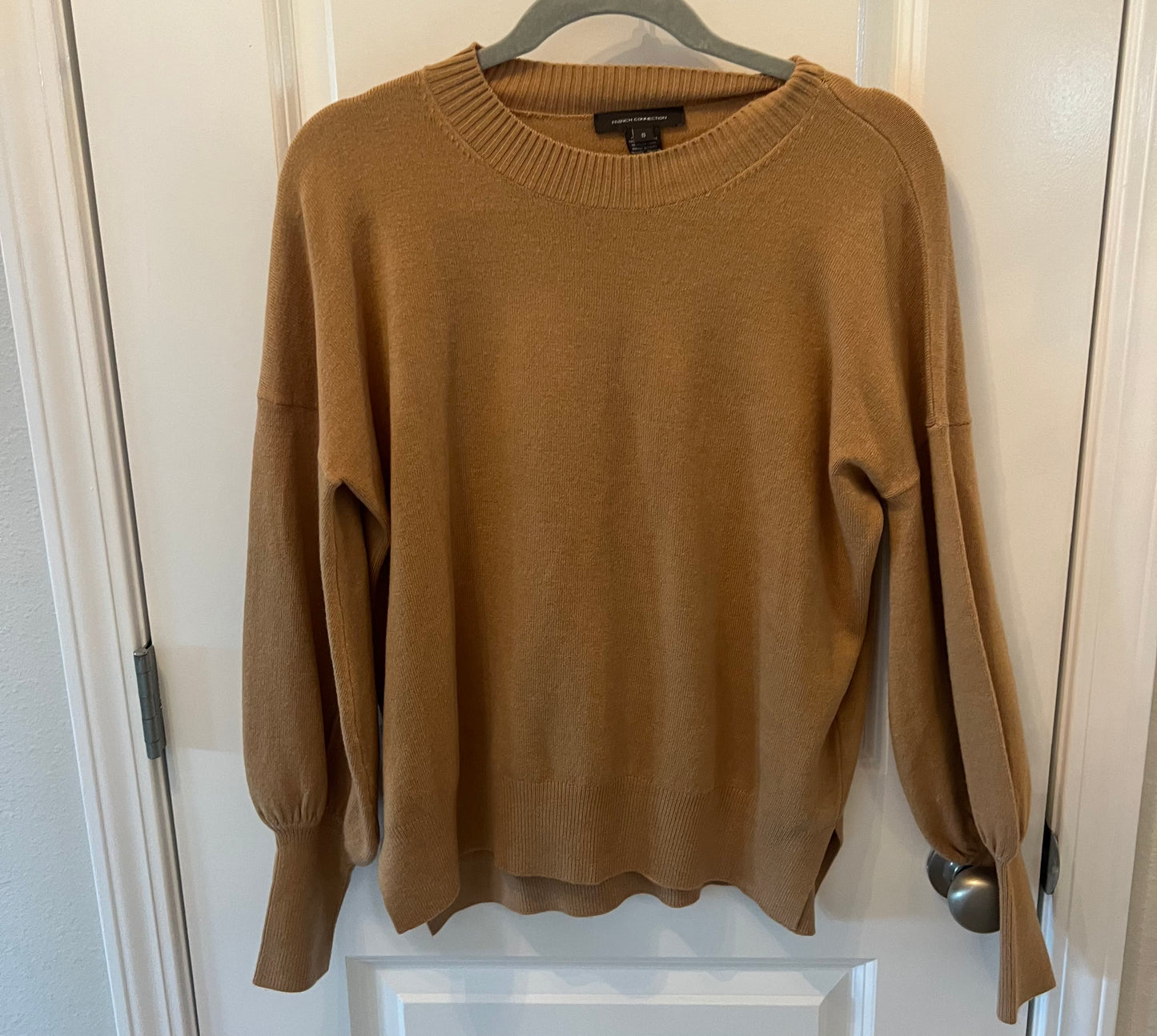 French Connection Crewneck Sweater Women’s Size Small Tan