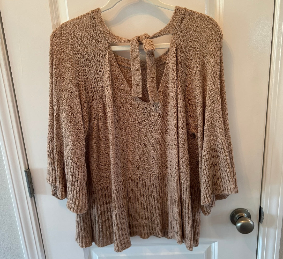 Vici Knit Sweater Tunic w Low Back Women’s Size Large Mocha