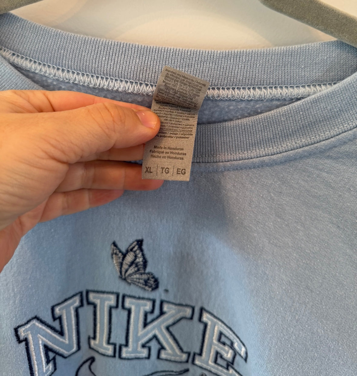 Nike Embroidered Sweatshirt Women’s XL Blue