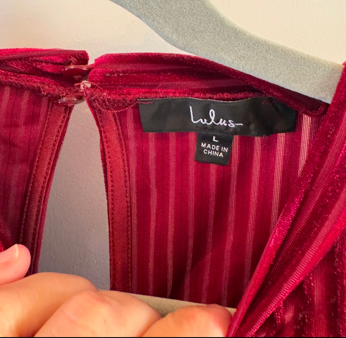 Lulu’s Stripe Bustier Bodysuit Women’s Size Large Burgundy