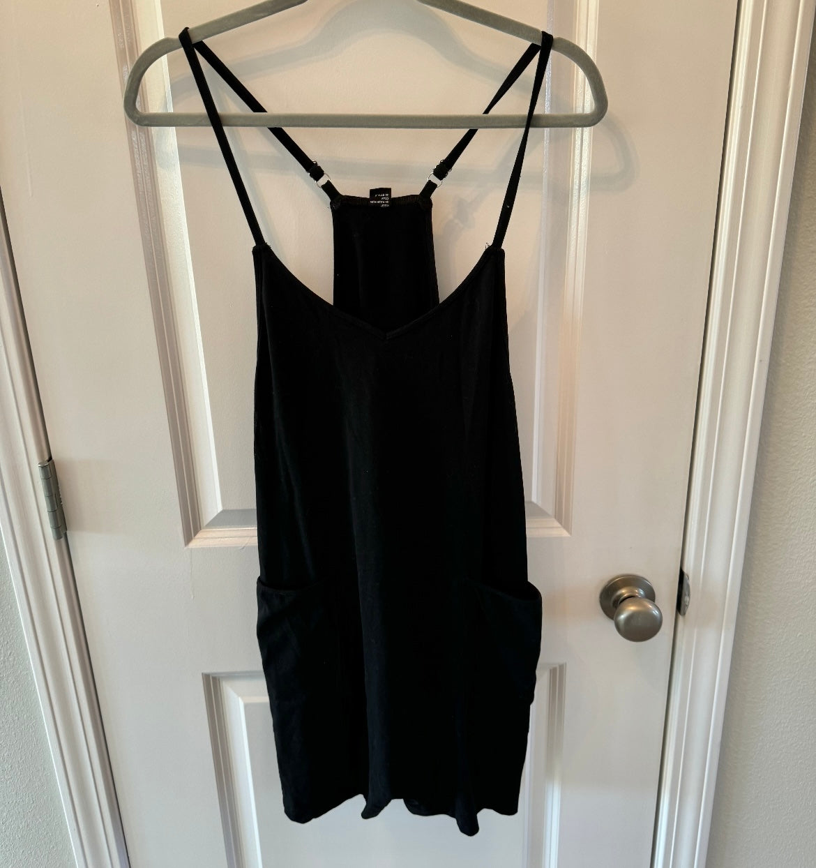 Romper Lightweight Racerback w Pockets Women’s Size Small Black