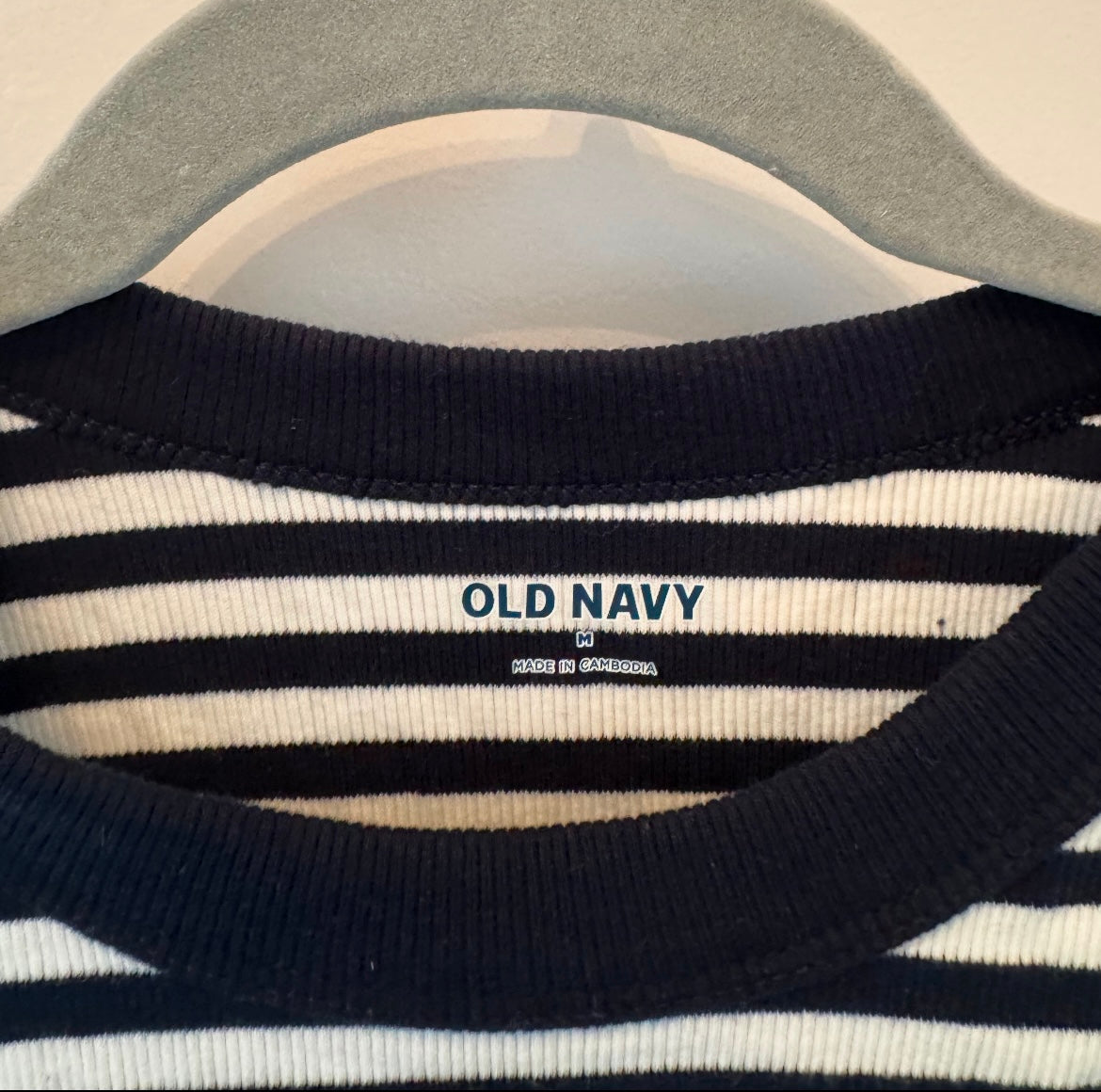 Old Navy Stripe Tank Women’s Medium