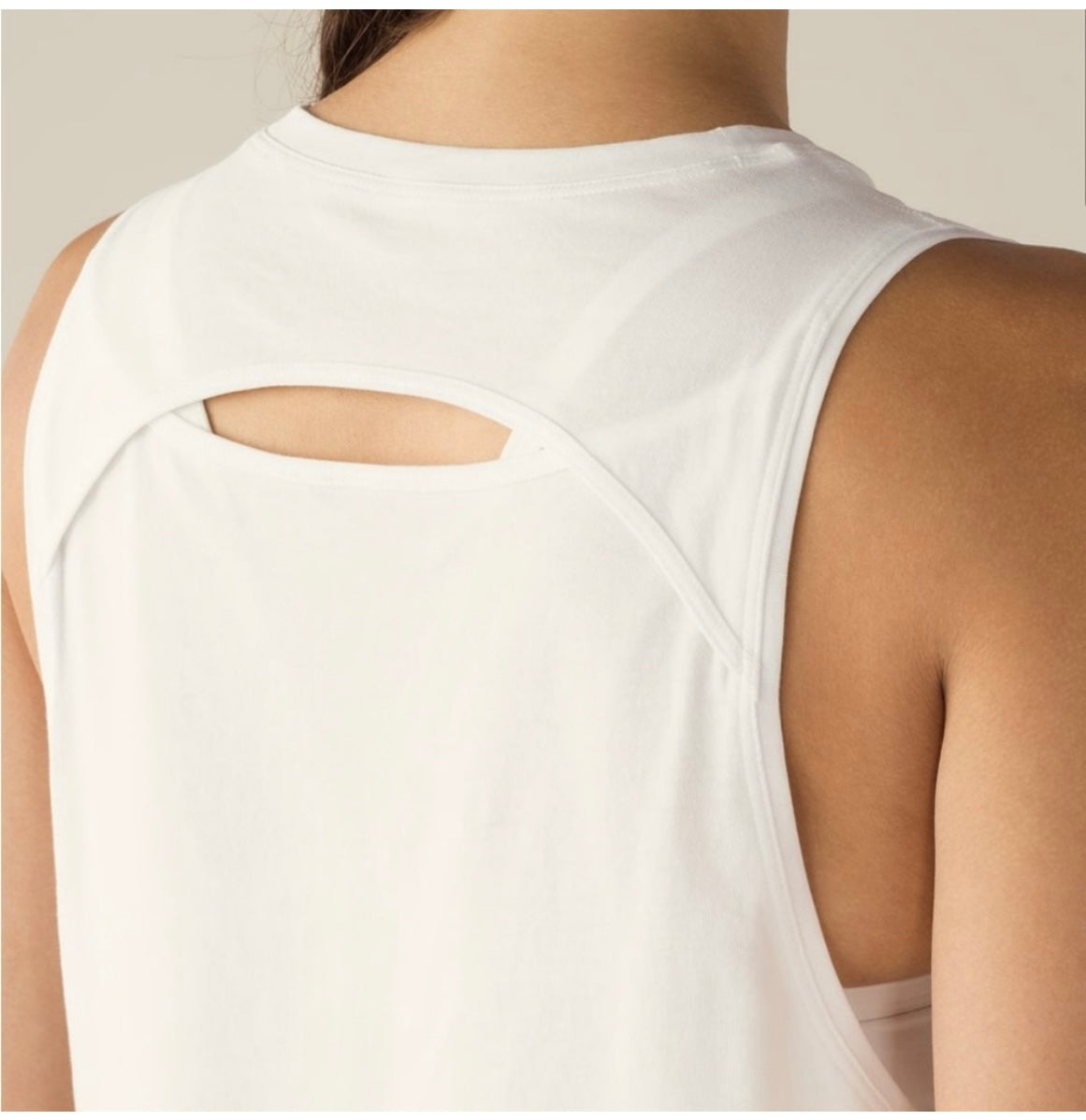 Lululemon Cut Back Crop Tank Women’s Size 8 White