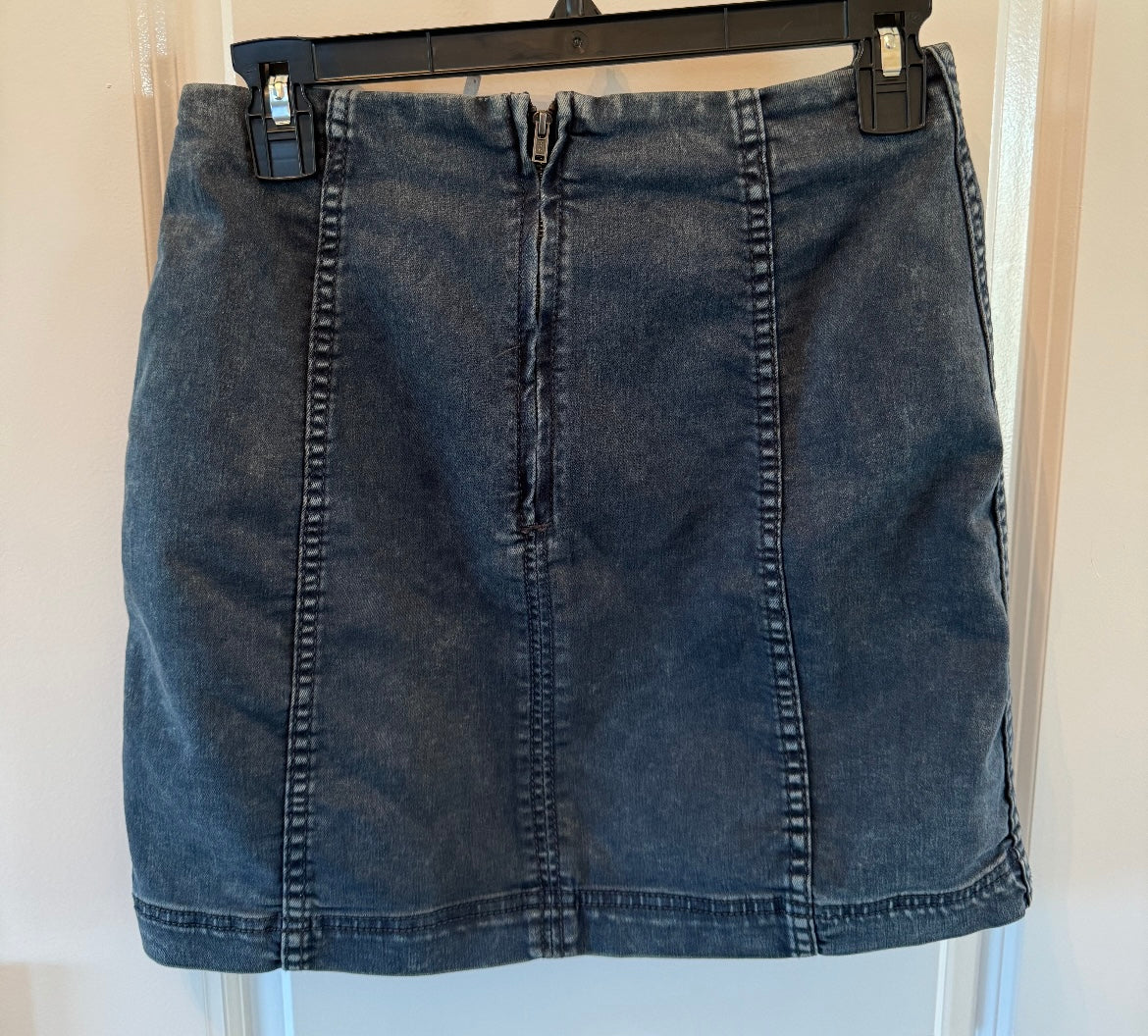 Free People Modern Femme Jean Skirt Women’s Size 6 Dark Wash