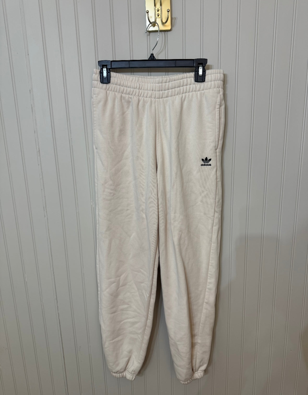 Adidas Essentials Joggers Women’s Medium