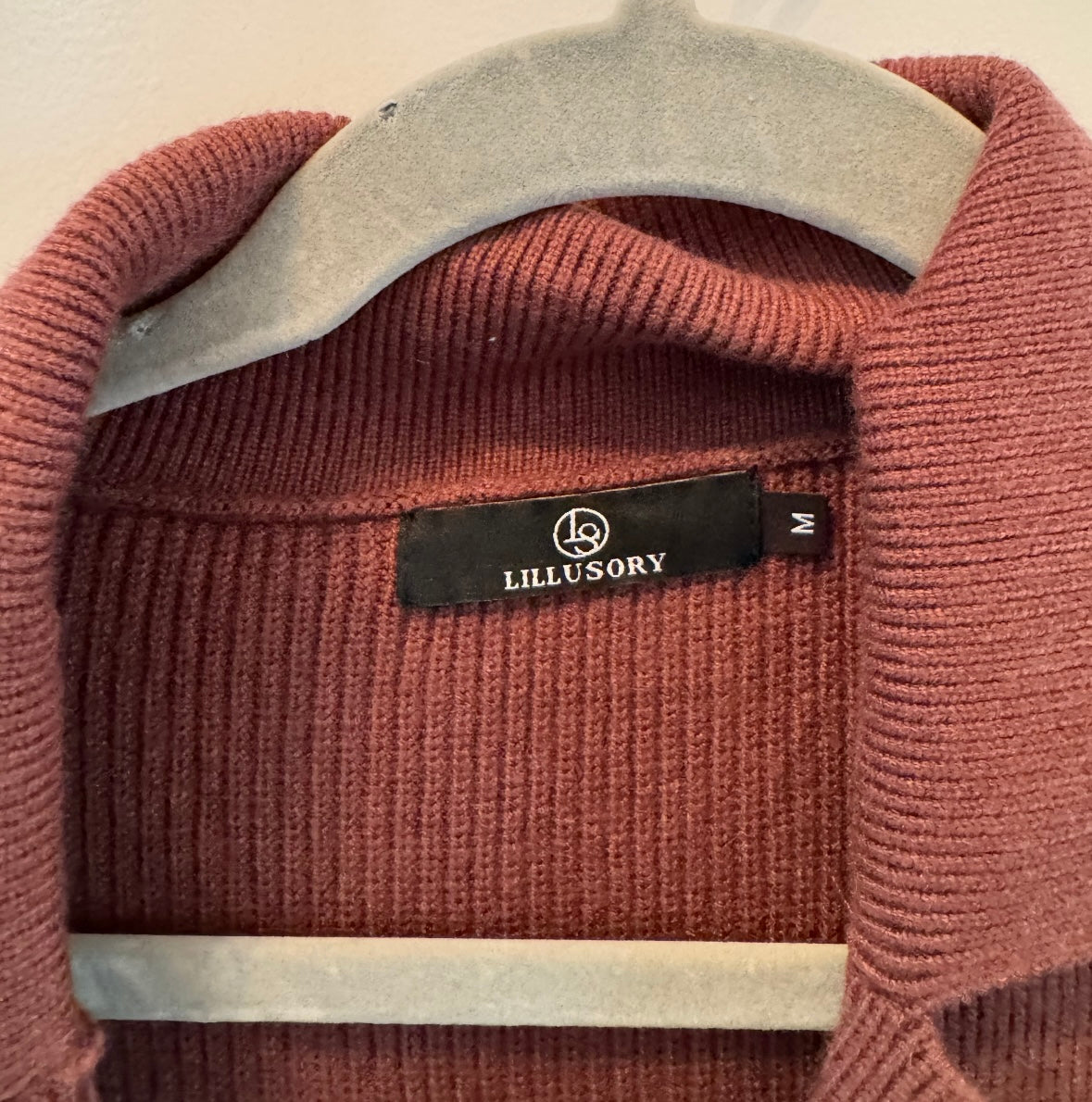 Knit Top w Collar Women’s Medium