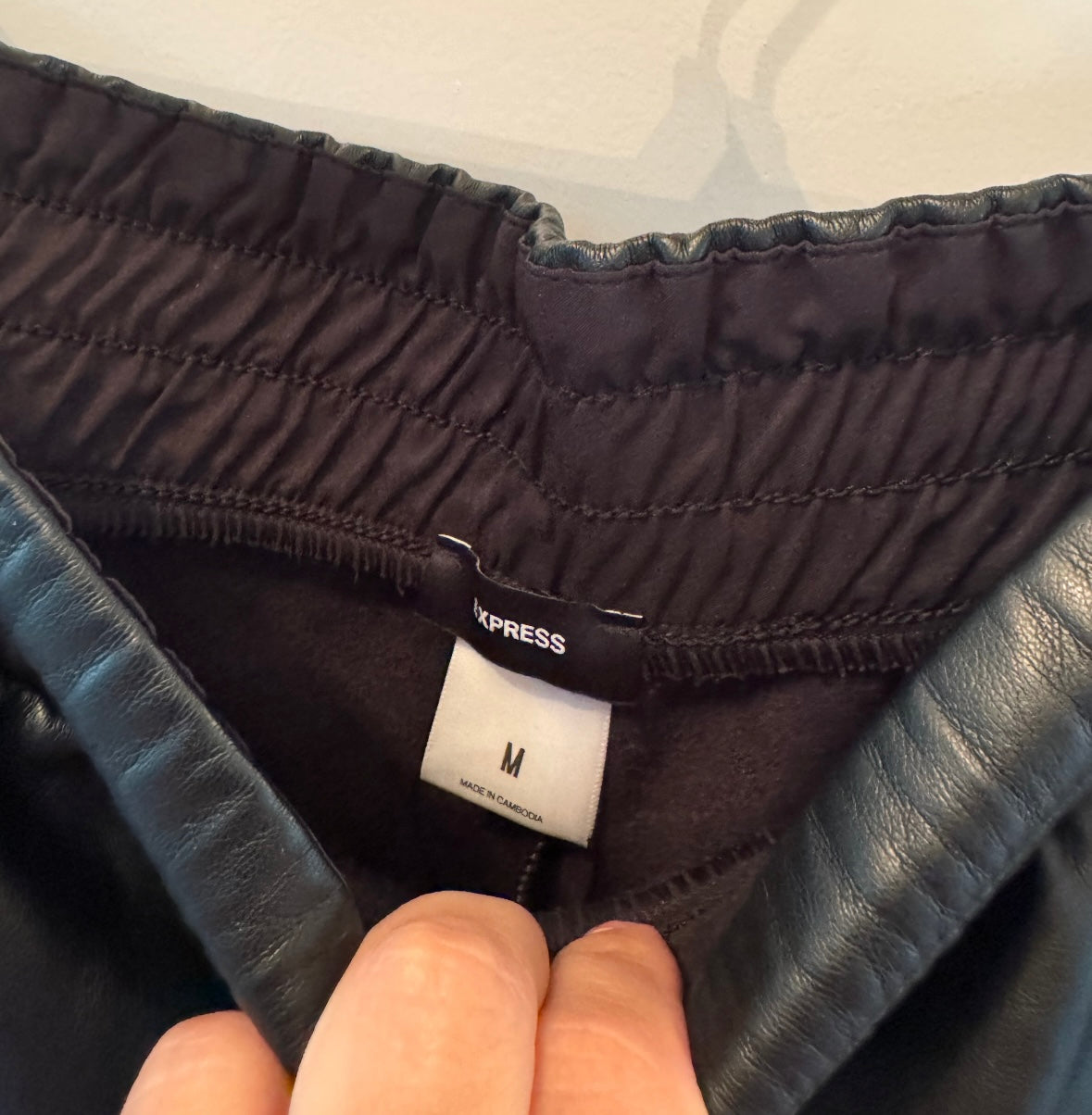 Express Faux Leather Joggers Women’s Medium Black