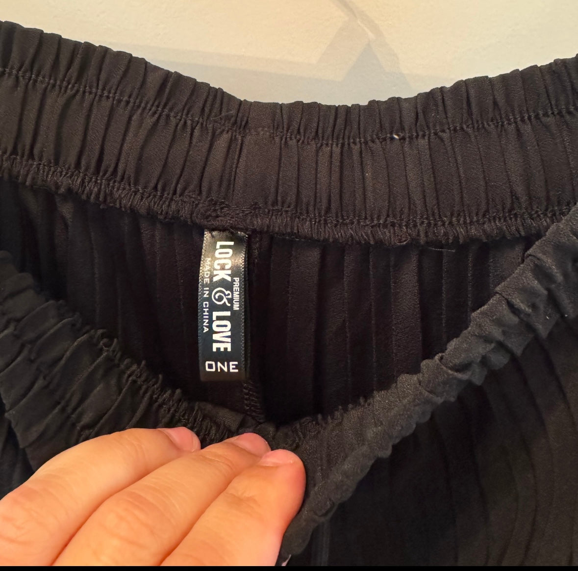 Drawstring Beach Pants Women’s One Size Black