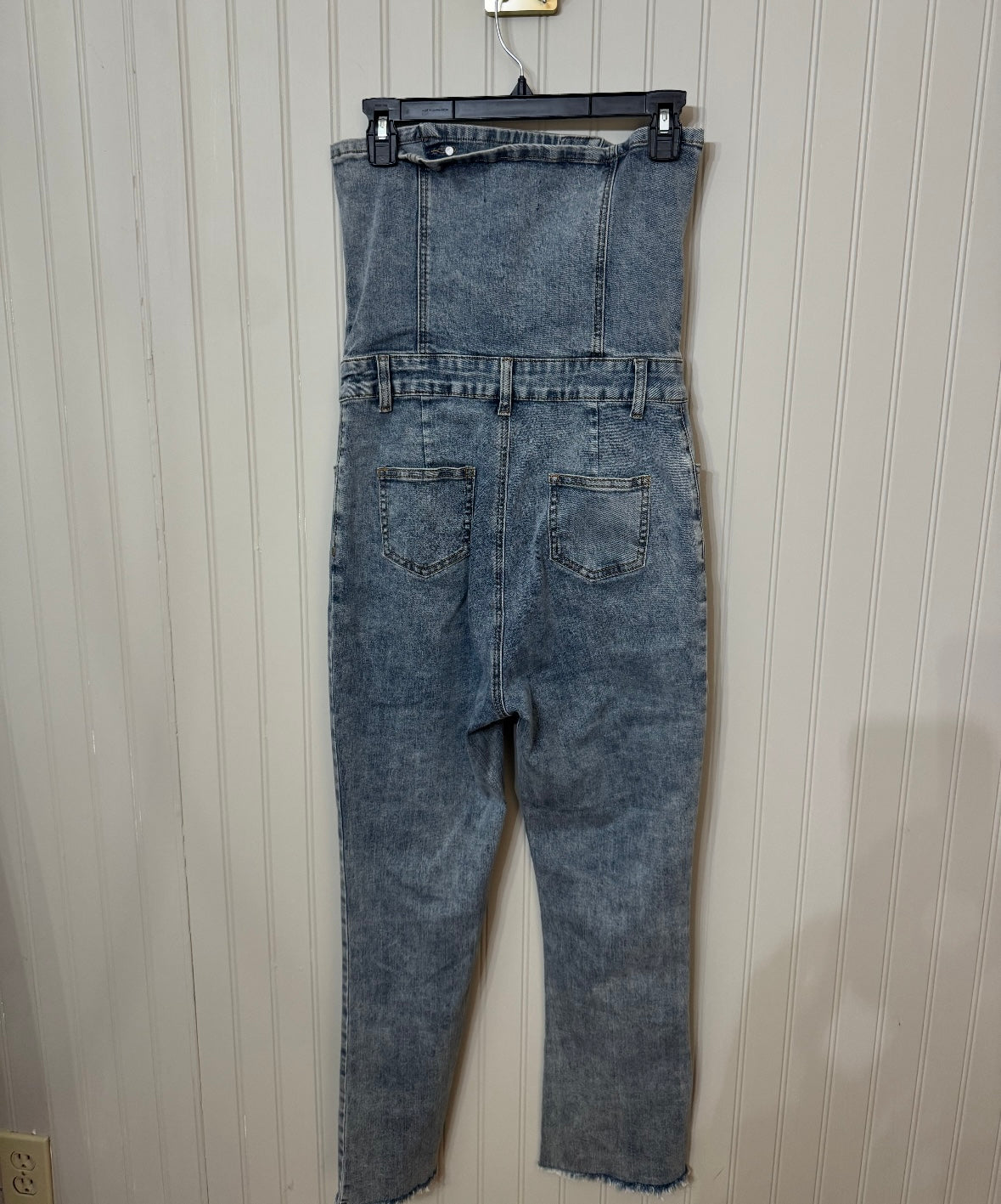 Kittenish Denim Jumpsuit Women’s Medium